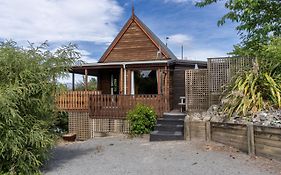 Valley Vista - Hanmer Springs Holiday Home